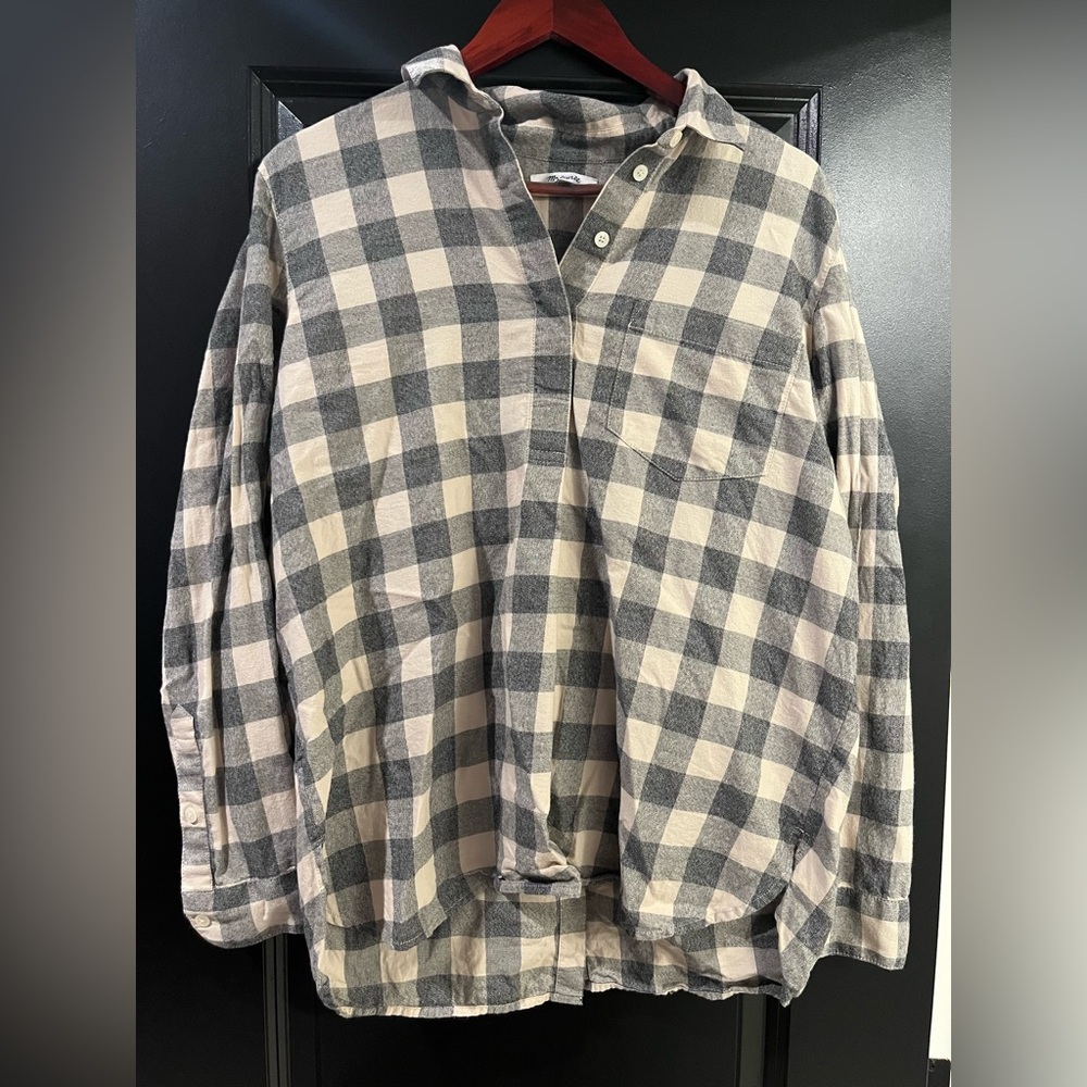 Madewell quarter button up plaid top